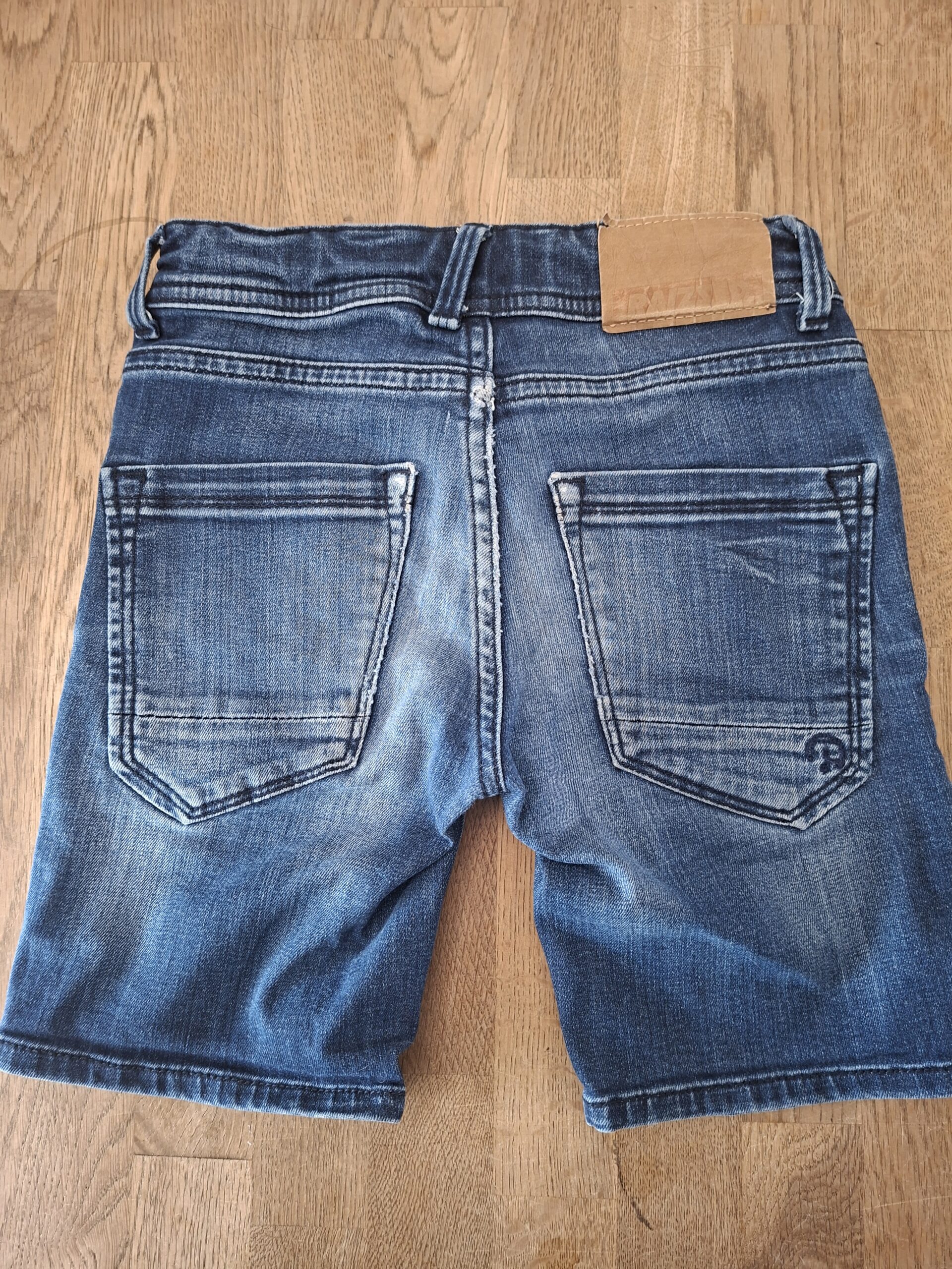 Raizzed Oregon denim short donkerblauw maat 116 nette staat