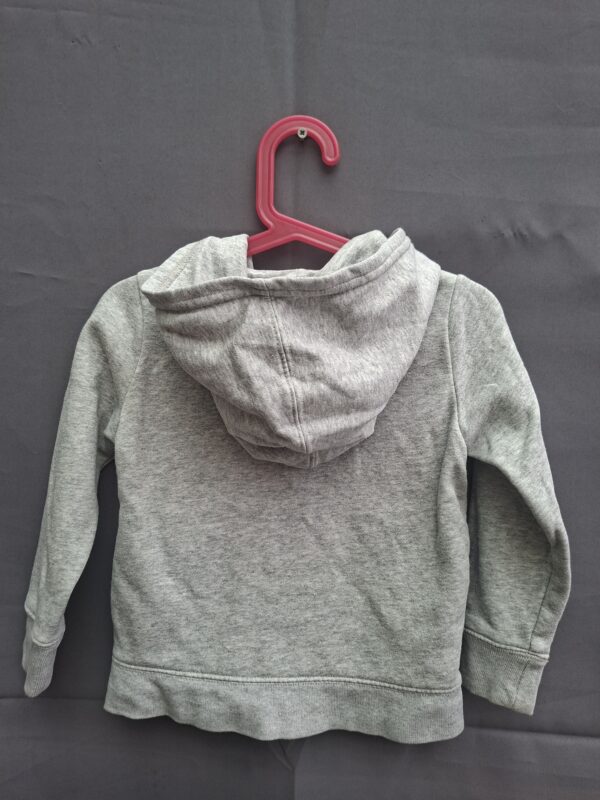 20260503_092305 Baby Gap vest grijs roze logo rits maat 104 nette staat