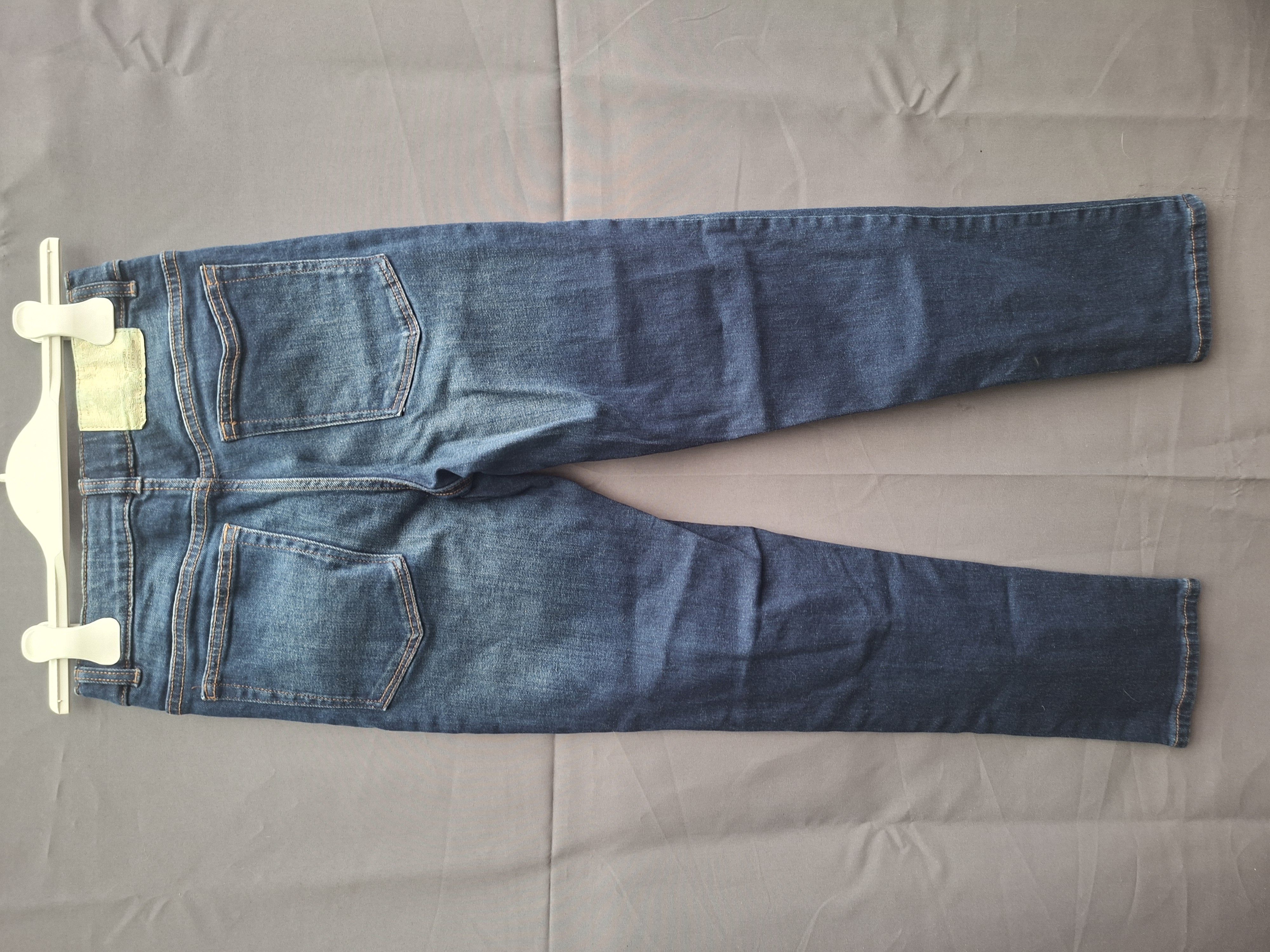 20260503_092657 Zara Denimwear spijkerbroek donkerblauw slim fit maat 164 nette staat