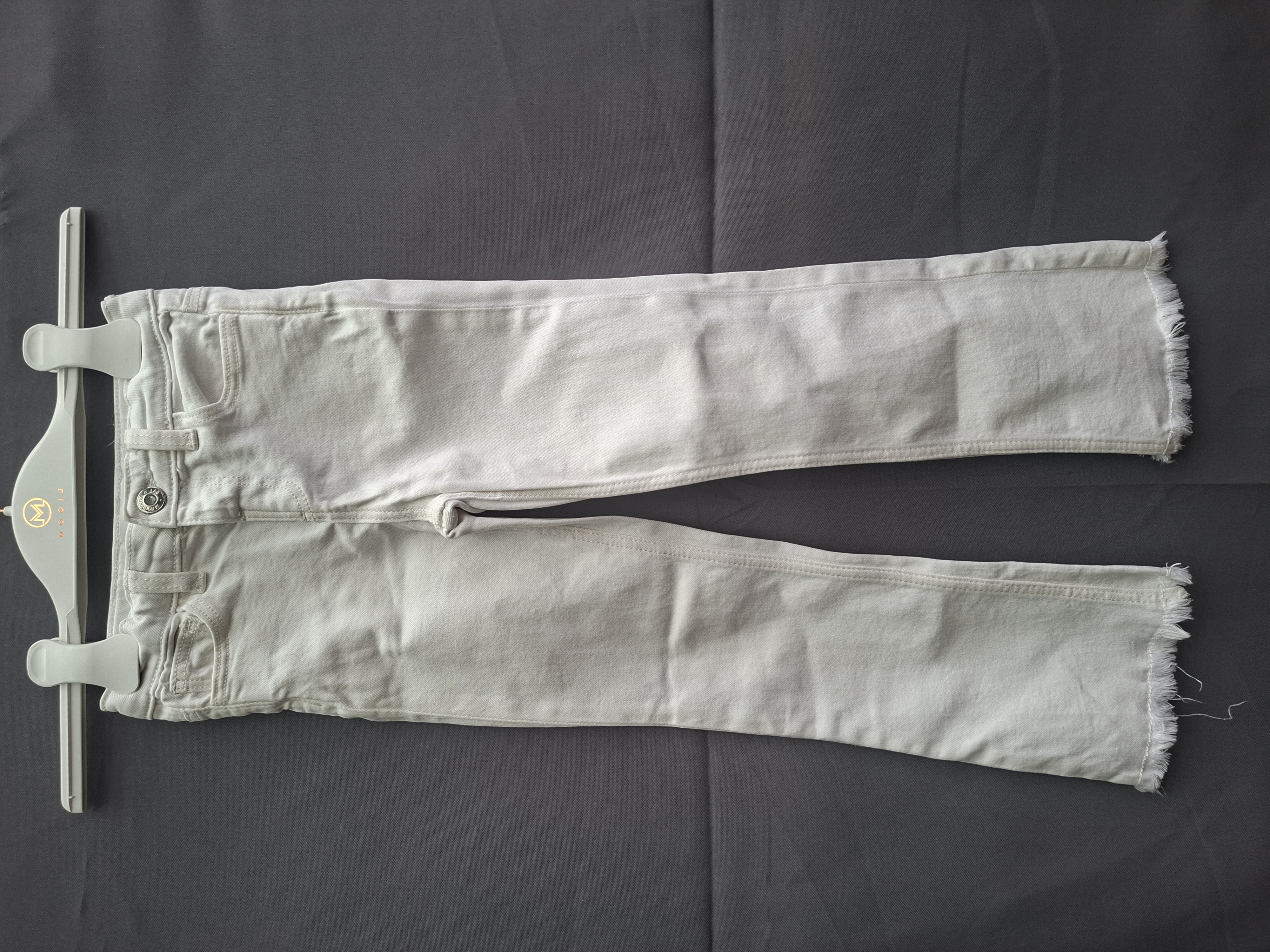Mango Kids Denim Lab spijkerbroek wit flared gerafelde zoom maat 110