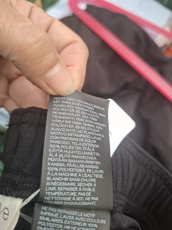 H&M Move sportshort maat 146/152