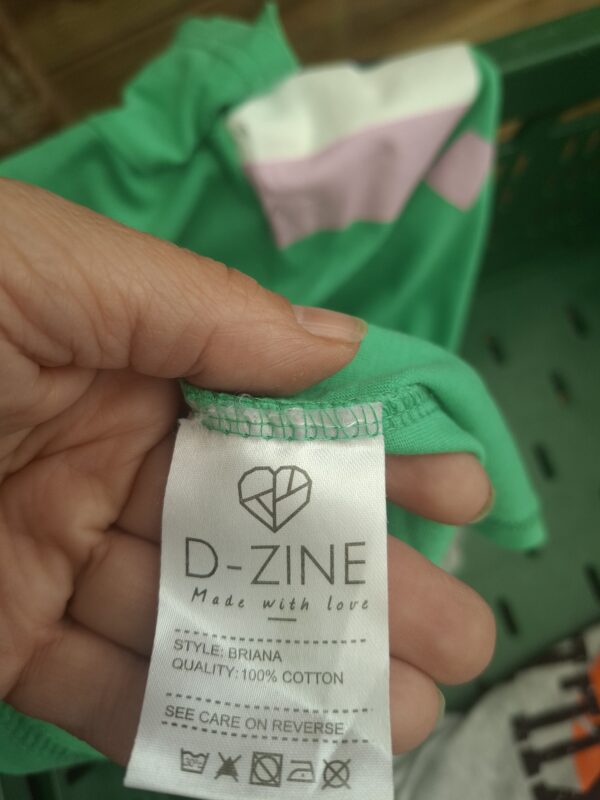 20260503_095958 D-Zine T-shirt maat 164