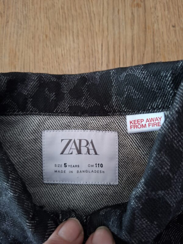 20260505_175932 Zara jasje maat 110