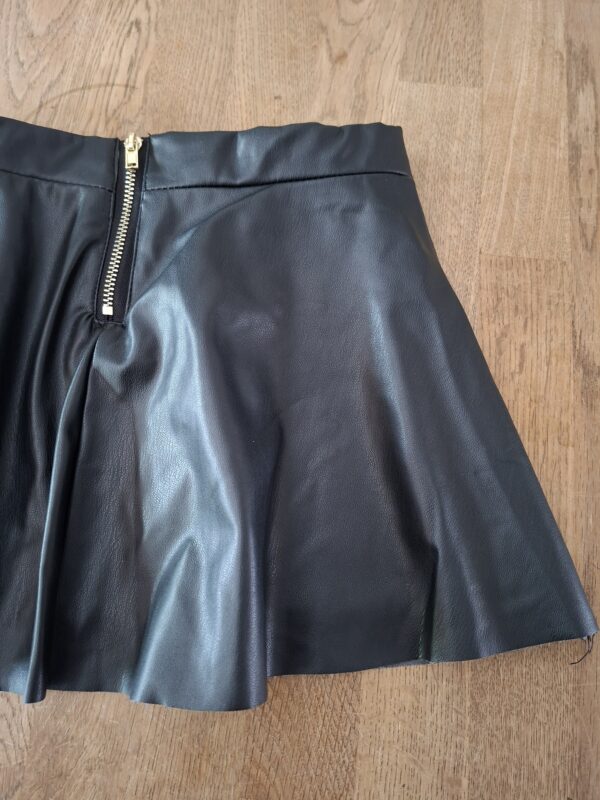 20260505_180334 H&M rokje maat 104