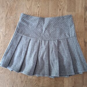 20260505_180521 H&M plooirok maat 110/116