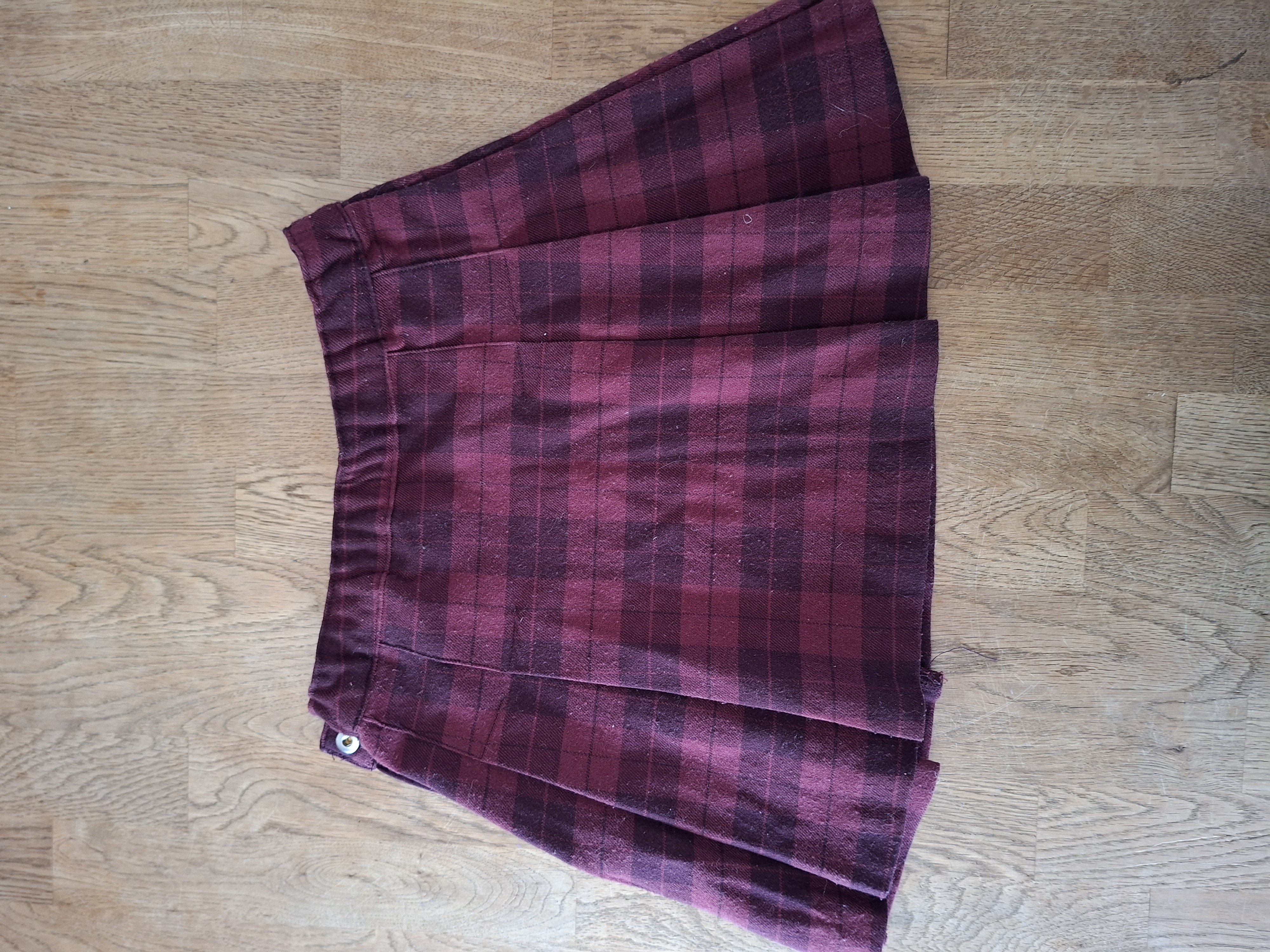 H&M bordeaux geruit rokje maat 110