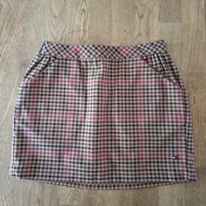 20260505_181037 Tommy Hilfiger rokje maat 104