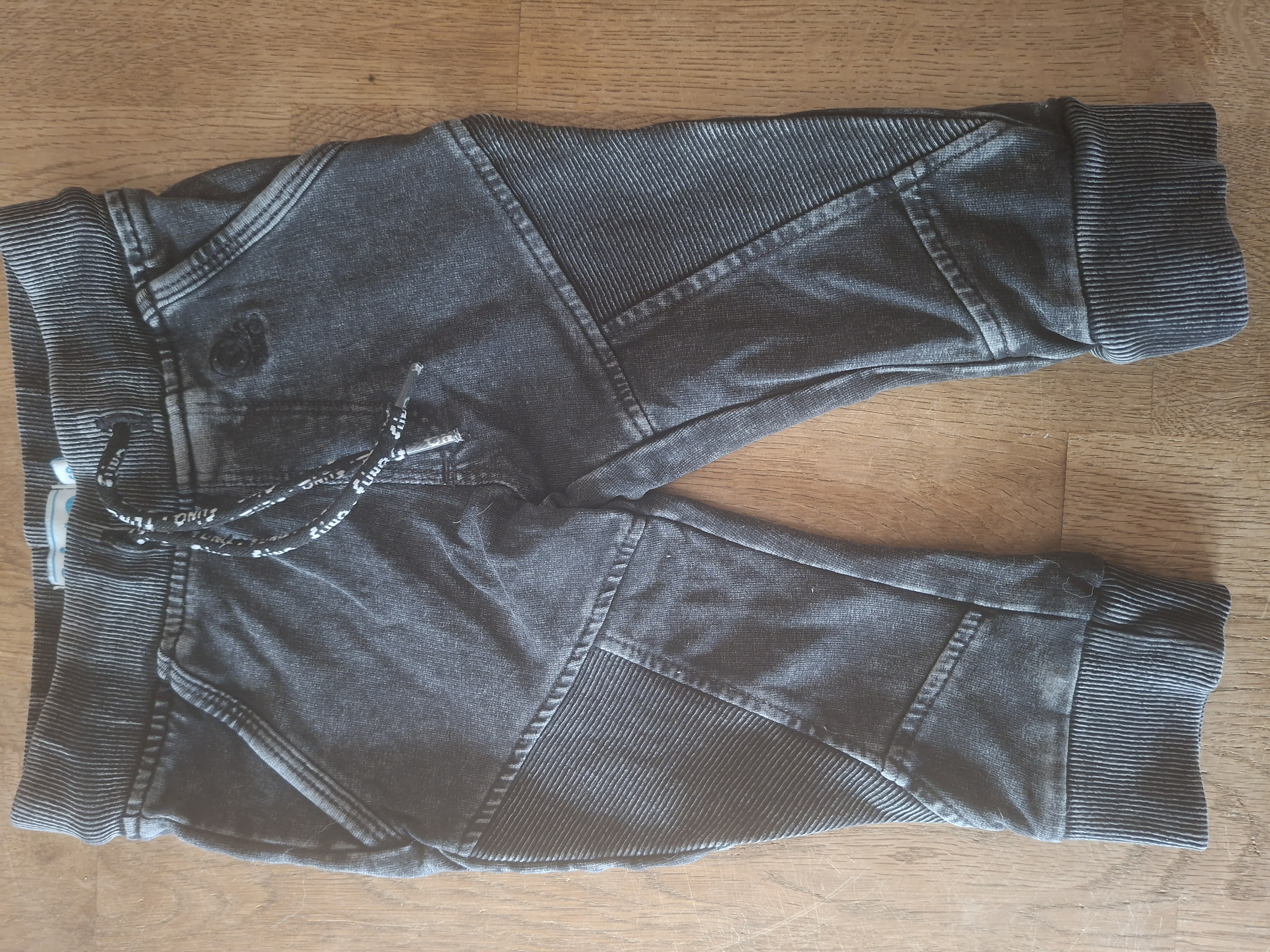 Flinq joggingbroek donkergrijs maat 68 (6 mnd)