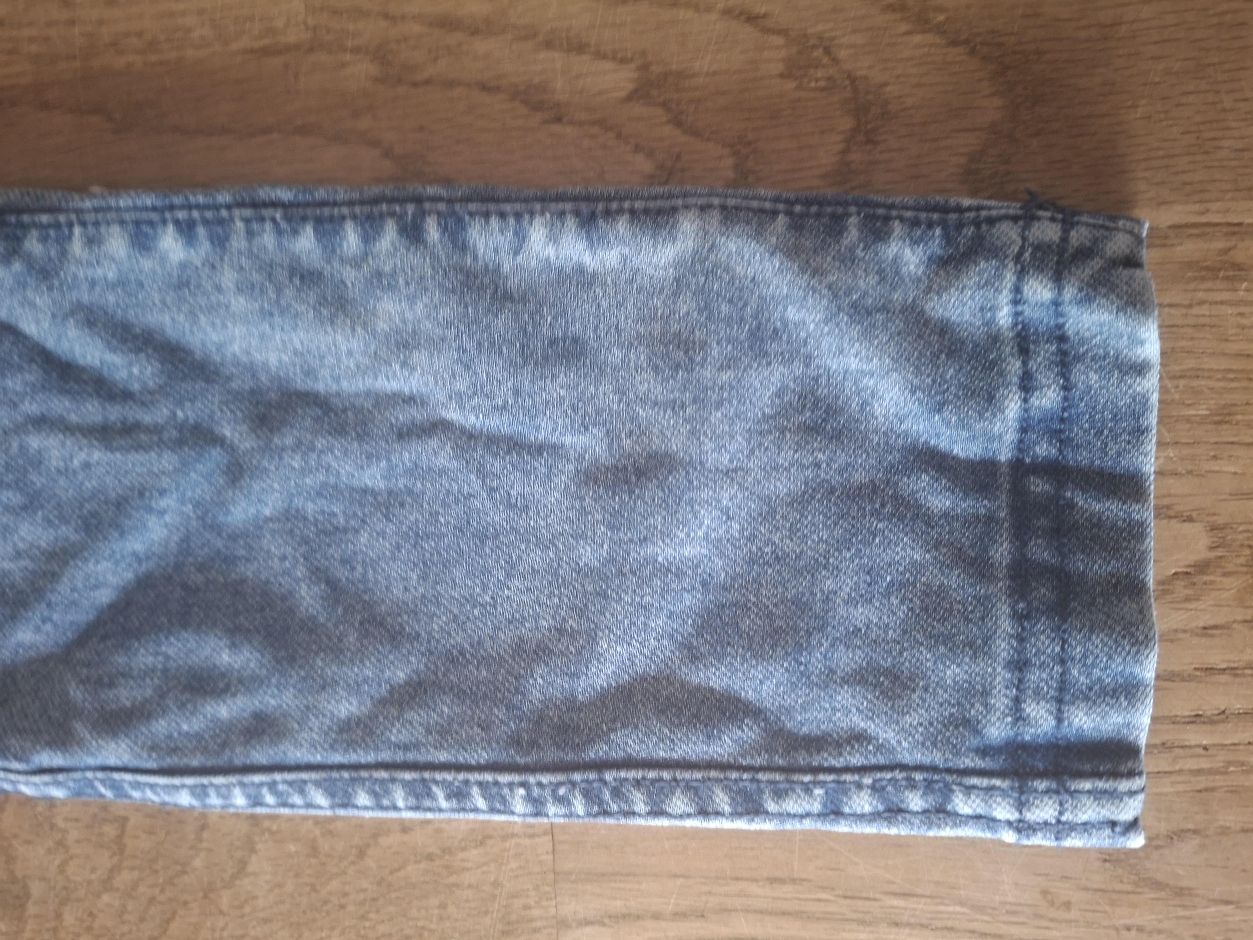 20260506_161721 H&M jegging grijs stonewashed maat 146