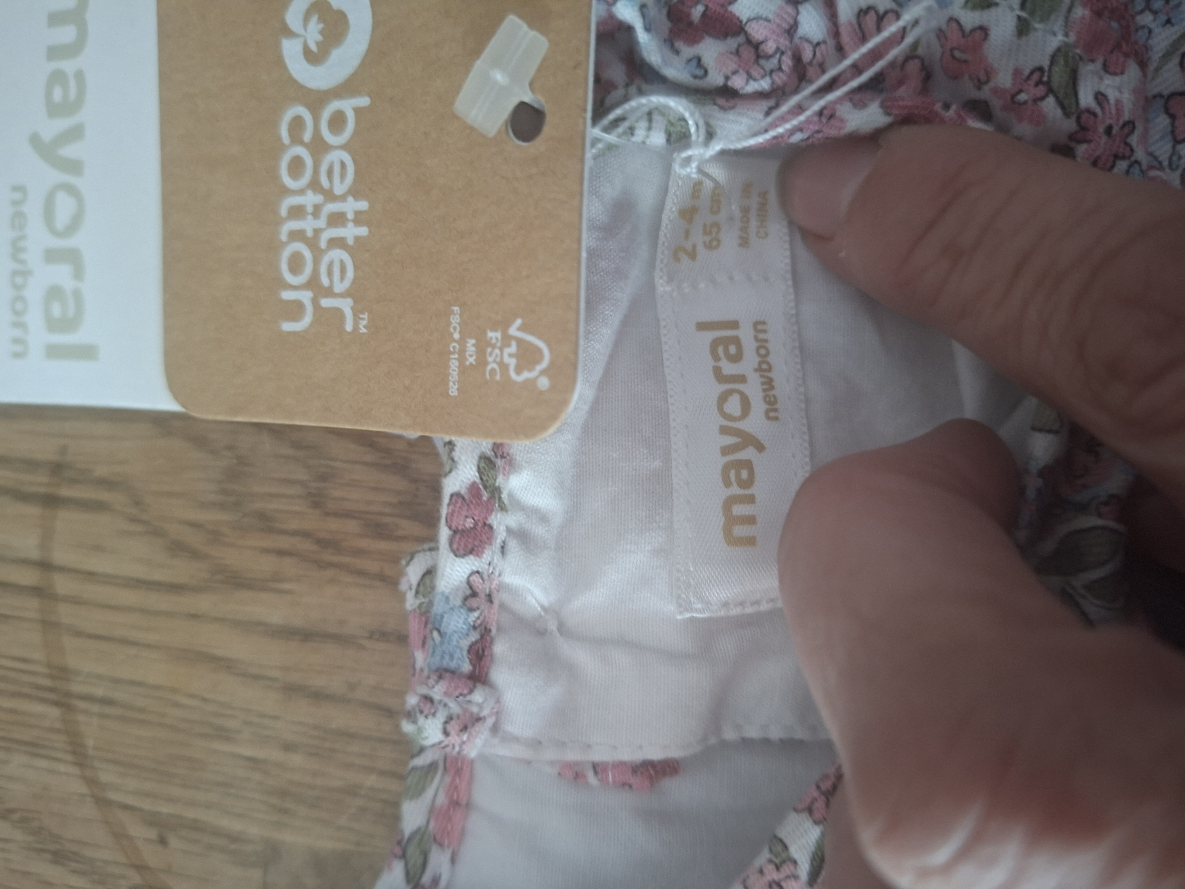 20260506_163315 Mayoral Newborn romper bloemen roze maat 68