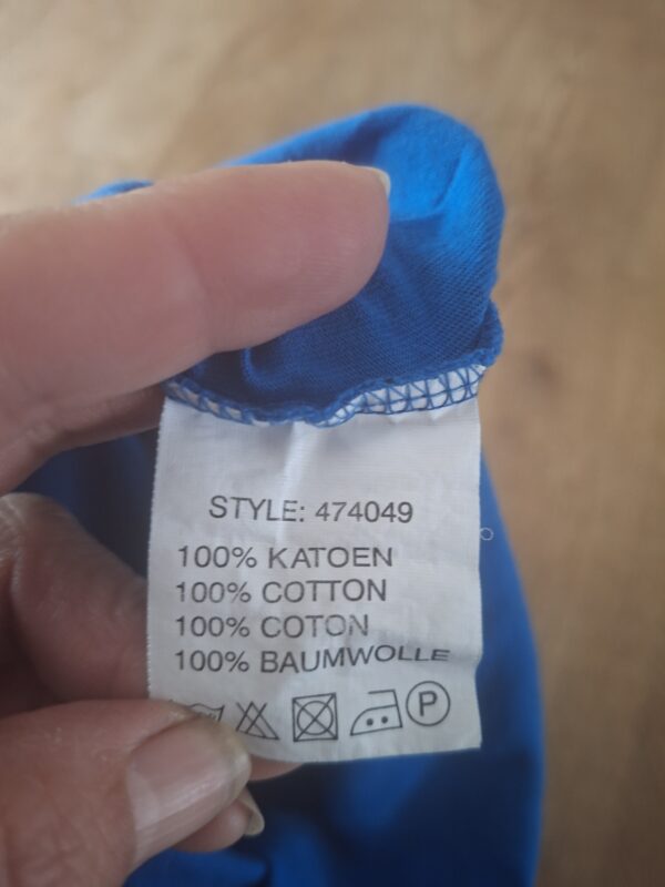 20260506_163608 Unlocked T-shirt blauw skateboard print maat 116/122