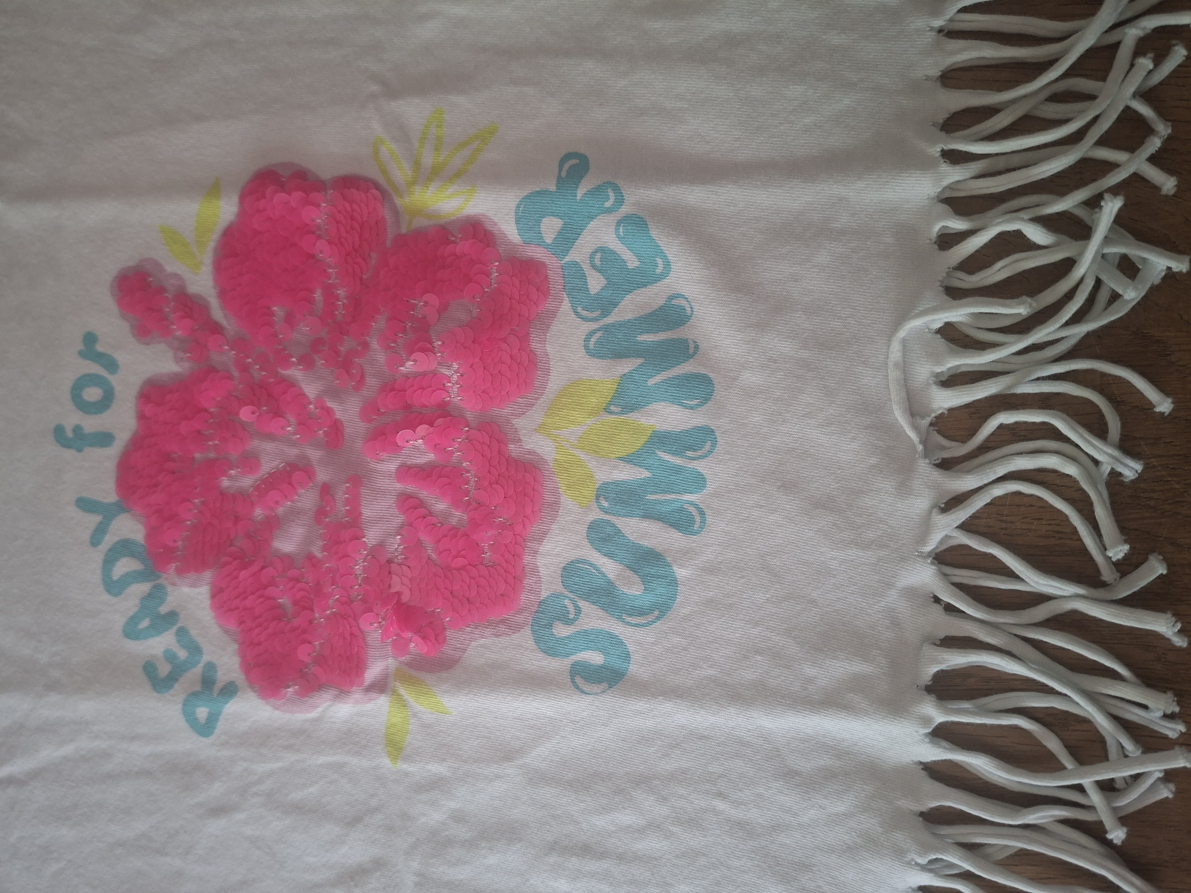 20260506_164202 C&A T-shirt wit "Ready for Summer" pailletten franjes