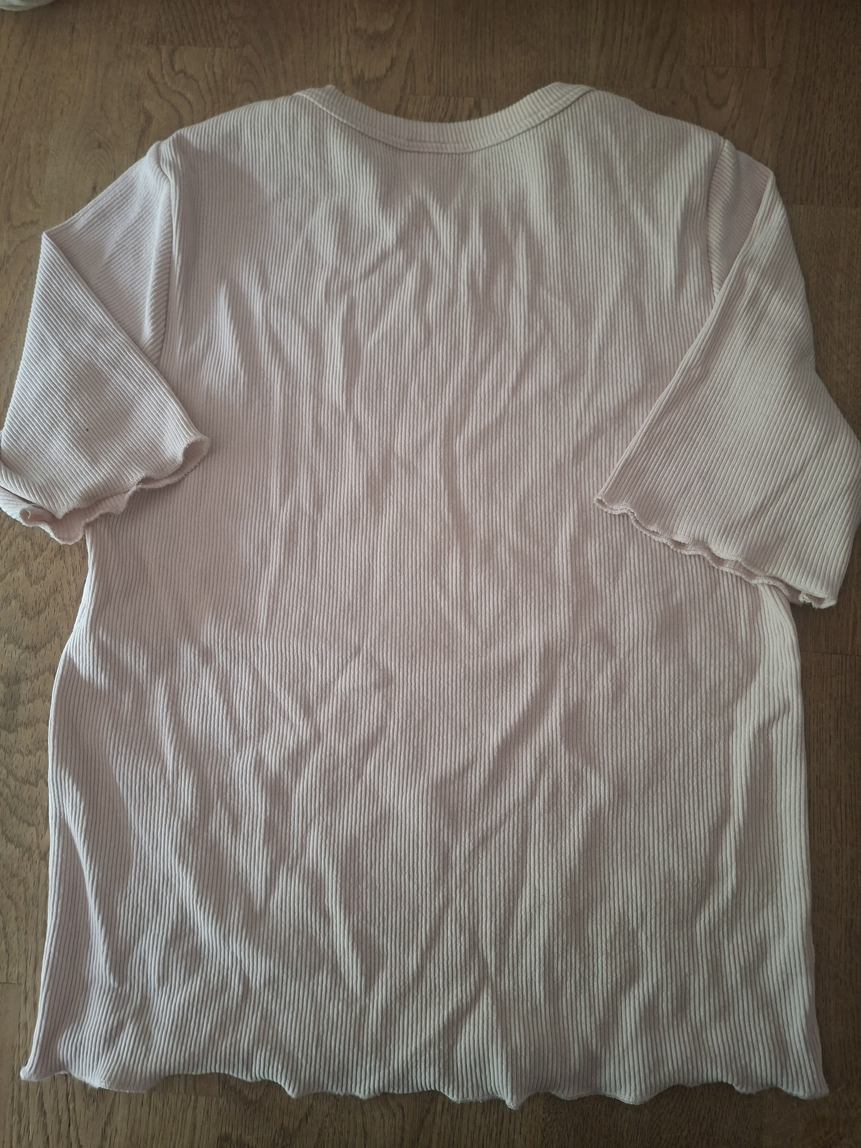 20260506_164540 Zara T-shirt roze ribstof parel hartjes maat 158