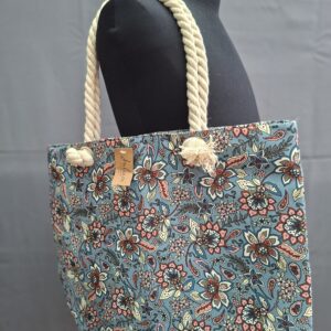 20260517_154023 Juleeze beach bag / shopper lichtblauw paisley bloemenprintv