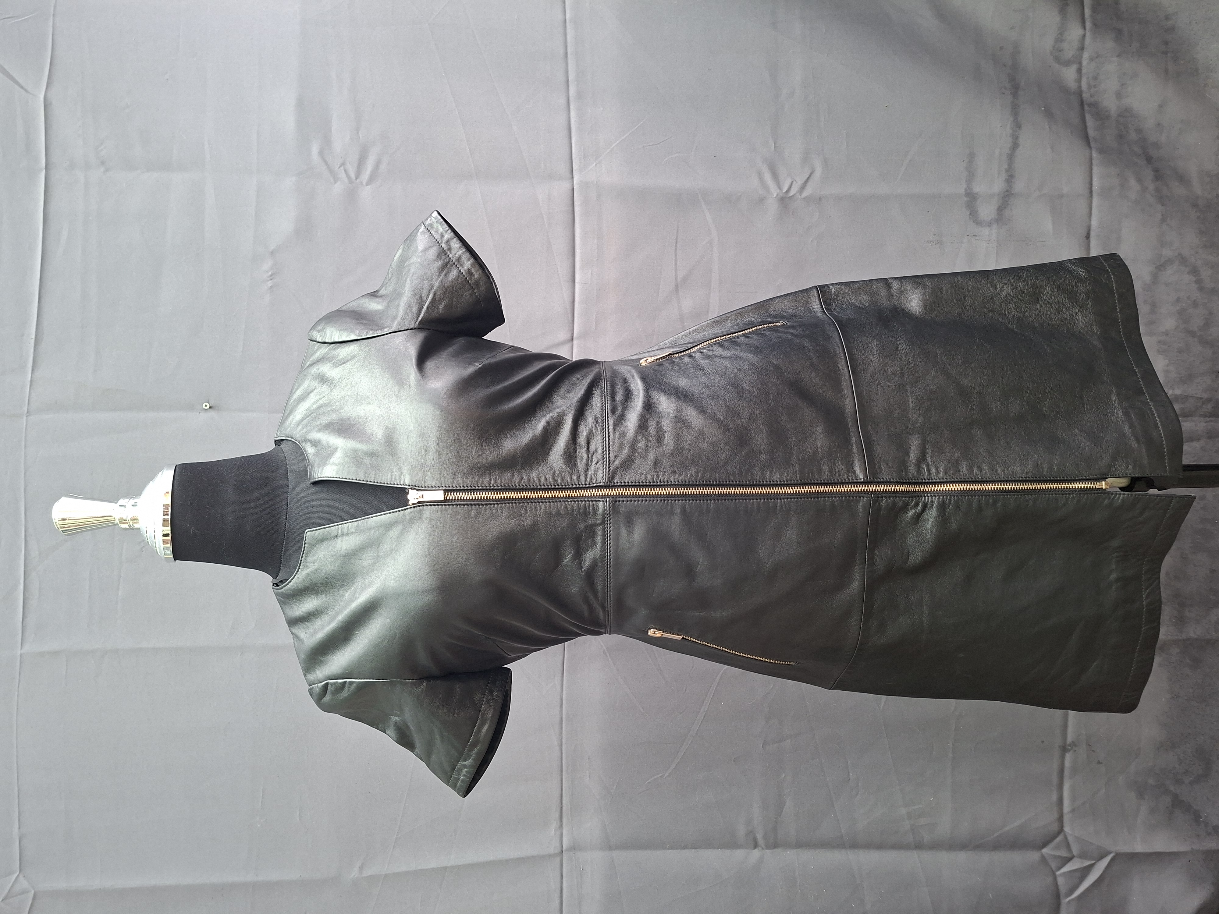 20260517_181027 Sonder Studio lederen jurk zwart maat EU38 (UK12)
