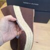 Tommy Hilfiger sandalen bruin canvas maat 39