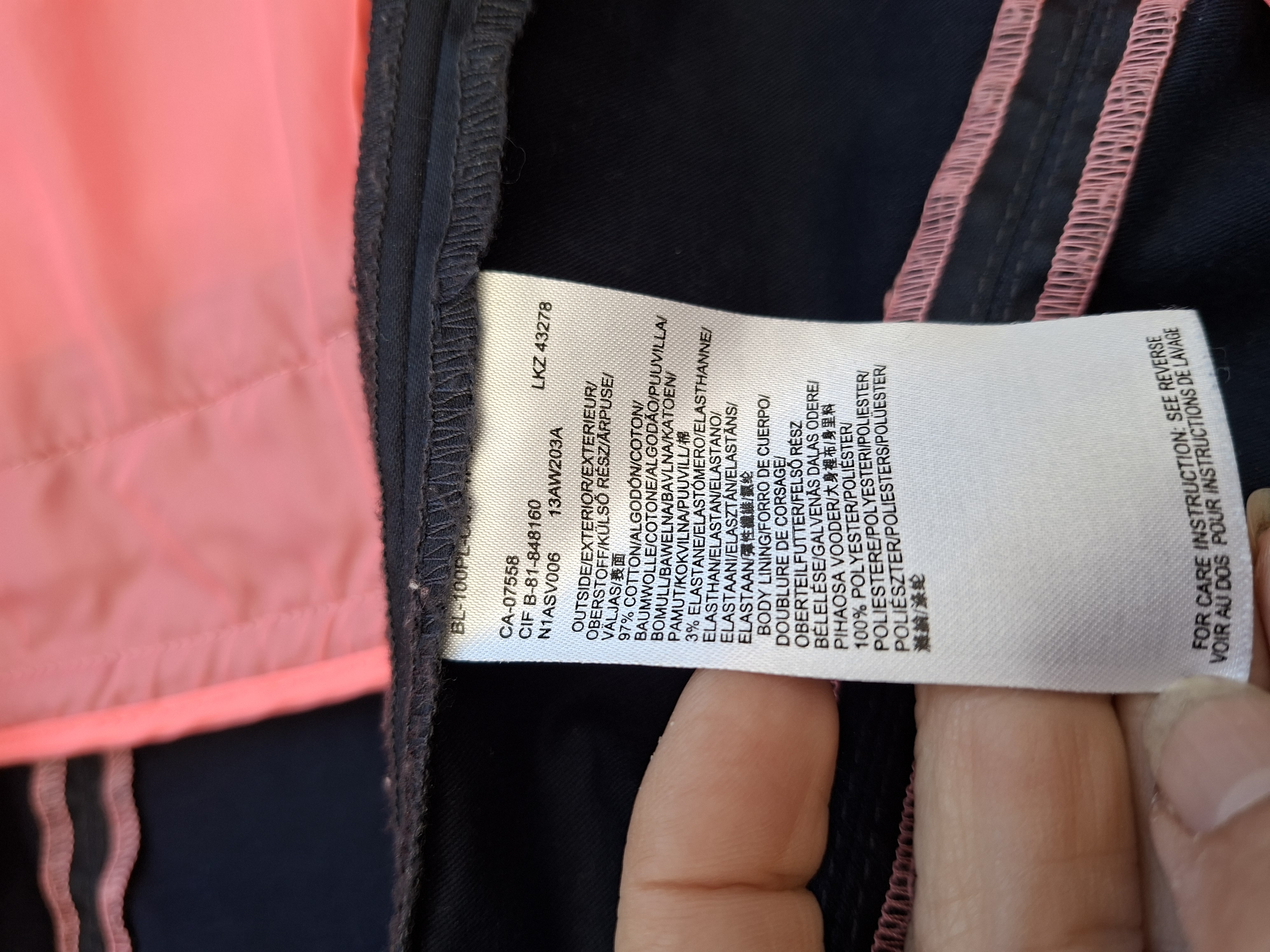 20260518_194009 Mexx blazer donkerblauw maat 34