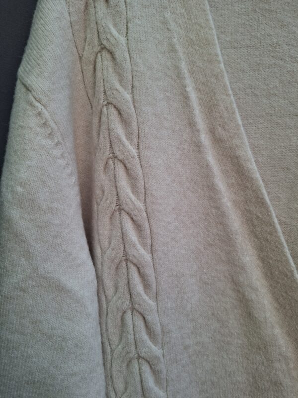 M&V lange cardigan ecru kabelpatroon One Size