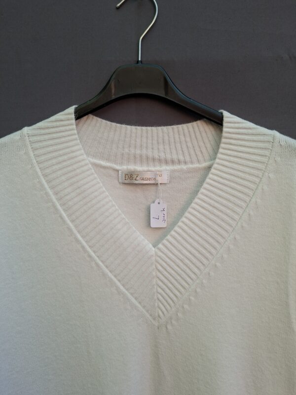D&Z Fashion gebreid jurkje ecru V-hals