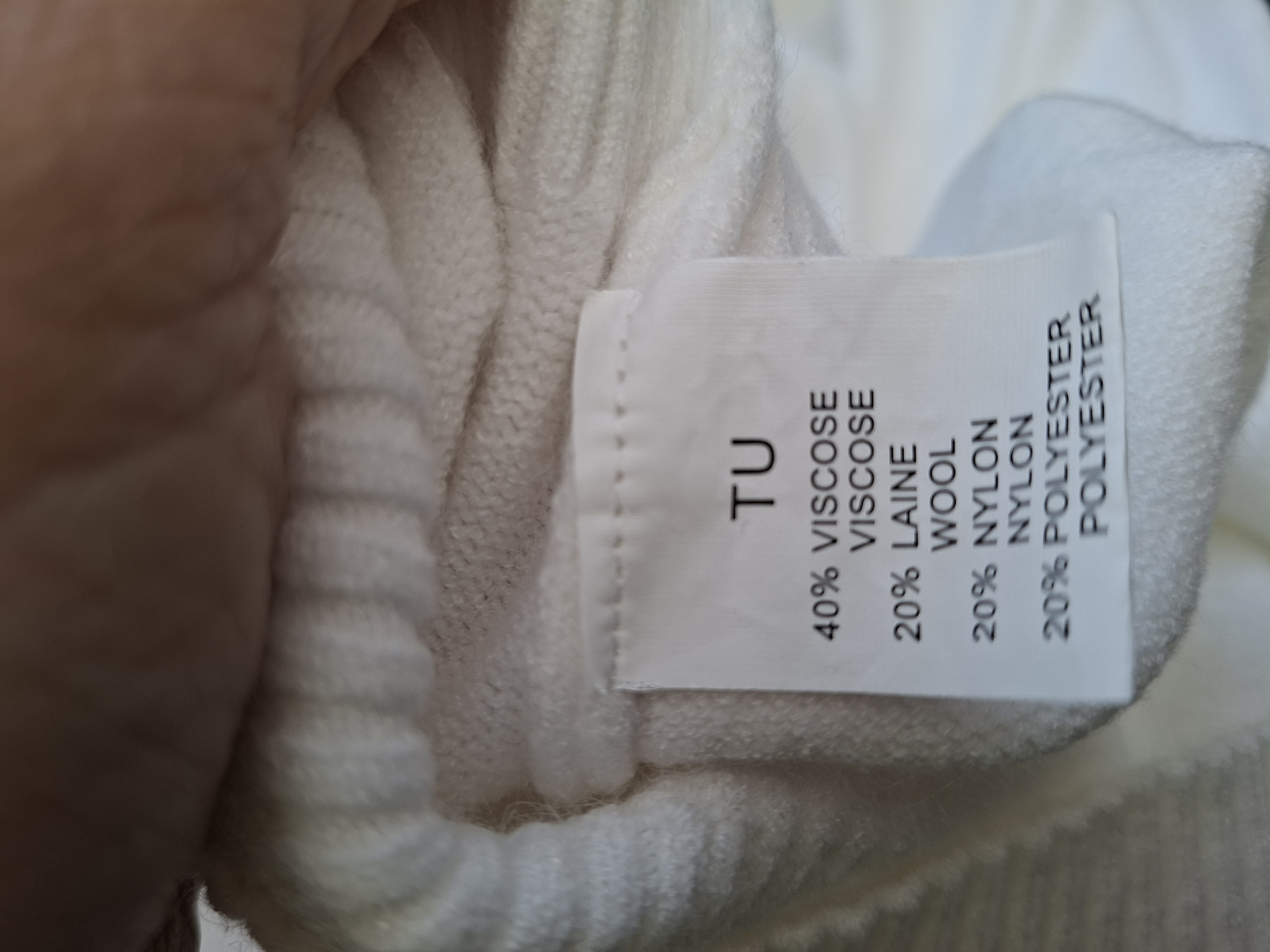 D&Z Fashion gebreid jurkje ecru V-hals