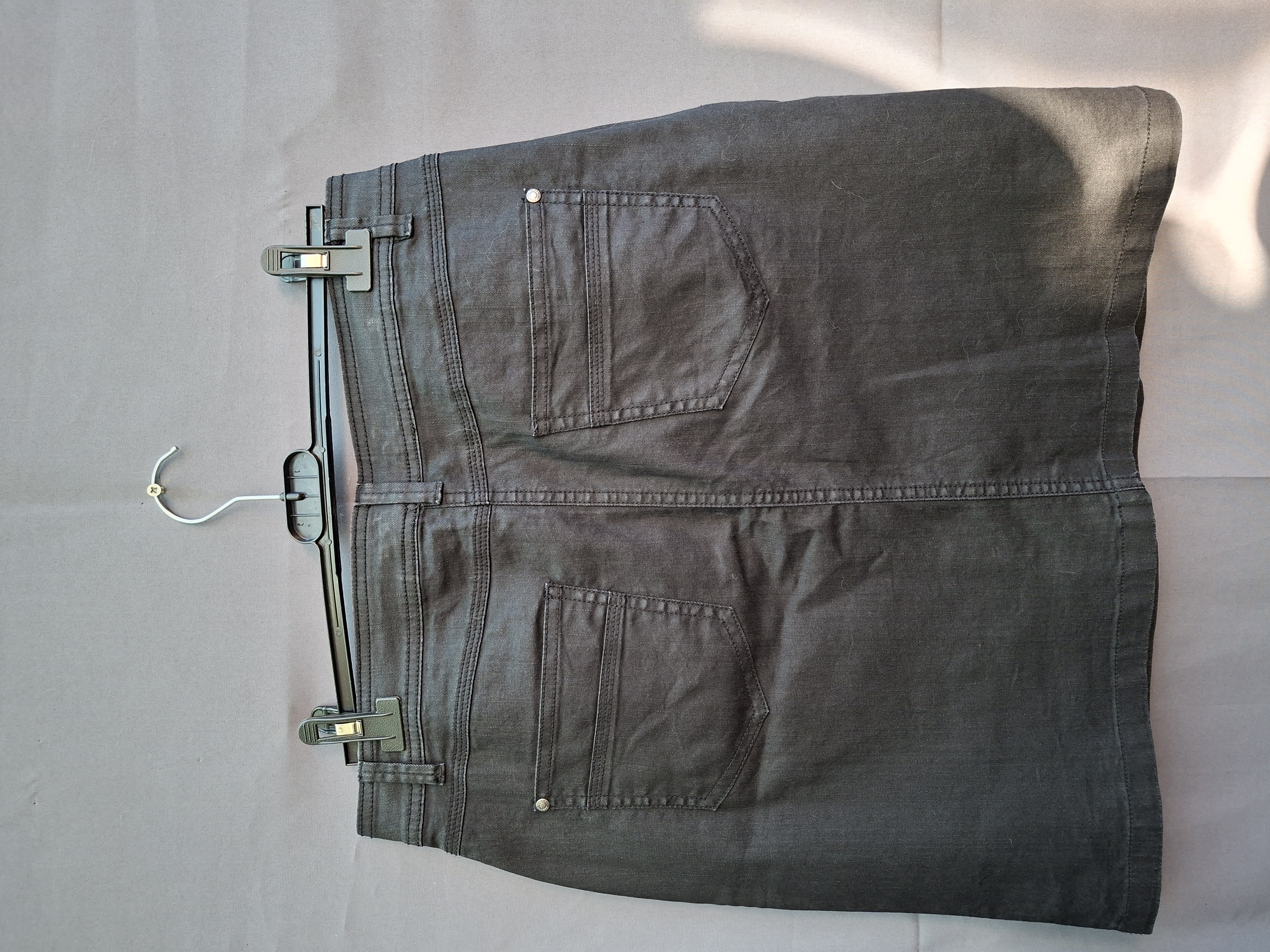 20260518_200355 So Soire Abby denim rok zwart maat 42