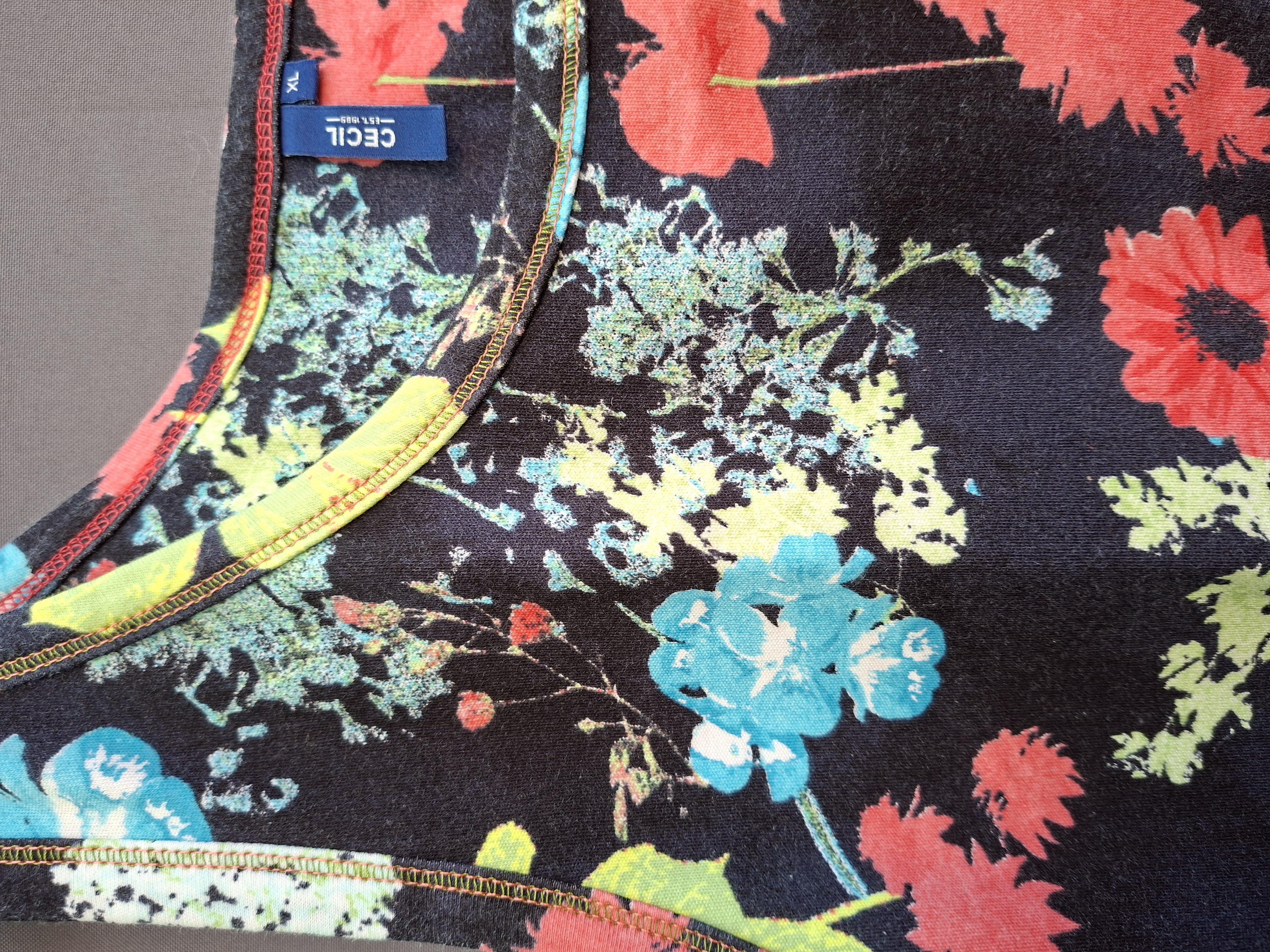 Cecil tanktop zwart bloemenprint maat XL