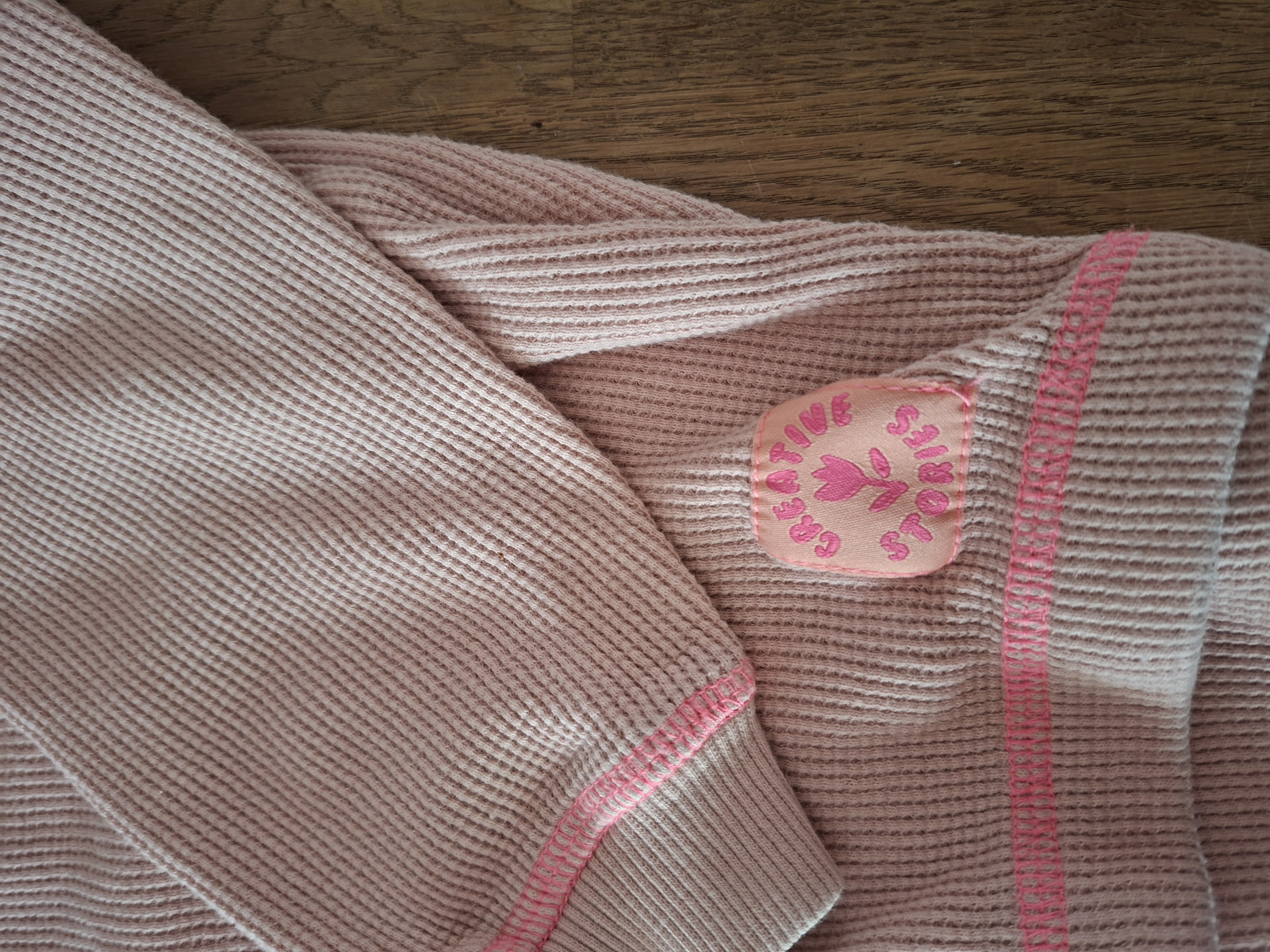 Zara setje roze sweater + short maat 104