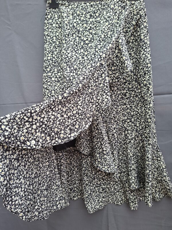 Loavies maxi rok zwart bloemenprint met volant
