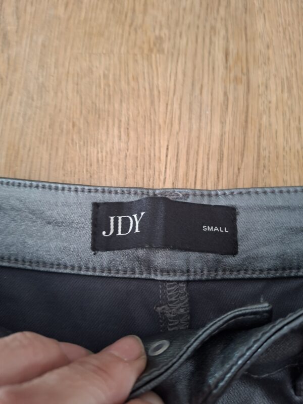 JDY Jacqueline de Yong wide leg broek metallic zilvergrijs