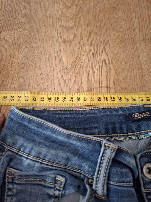 Toxik3 slim fit spijkerbroek middenblauw