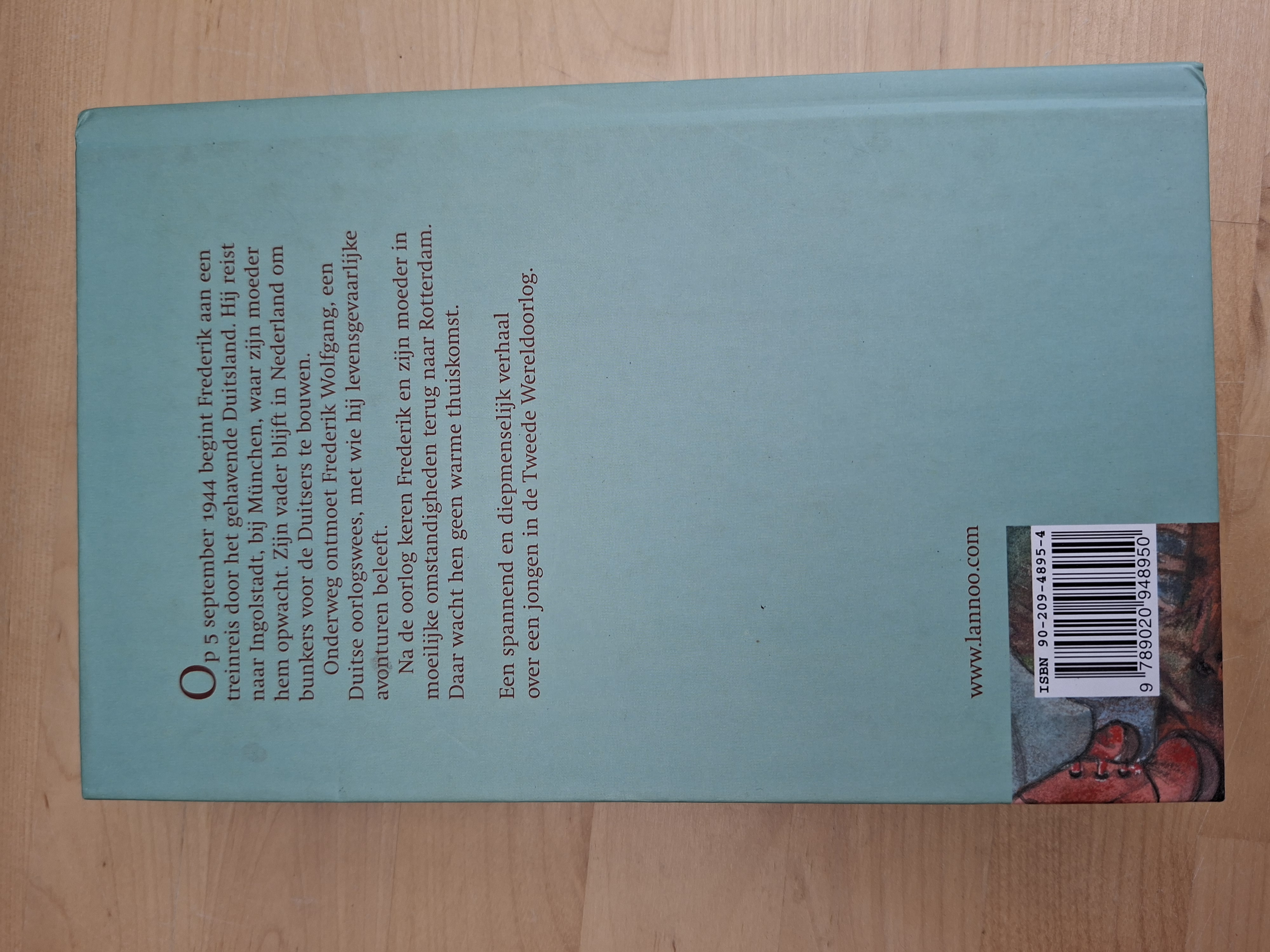 In het land van de vijand Carl Driessen Lannoo kinderboek WOII ISBN 90-209-4895-4