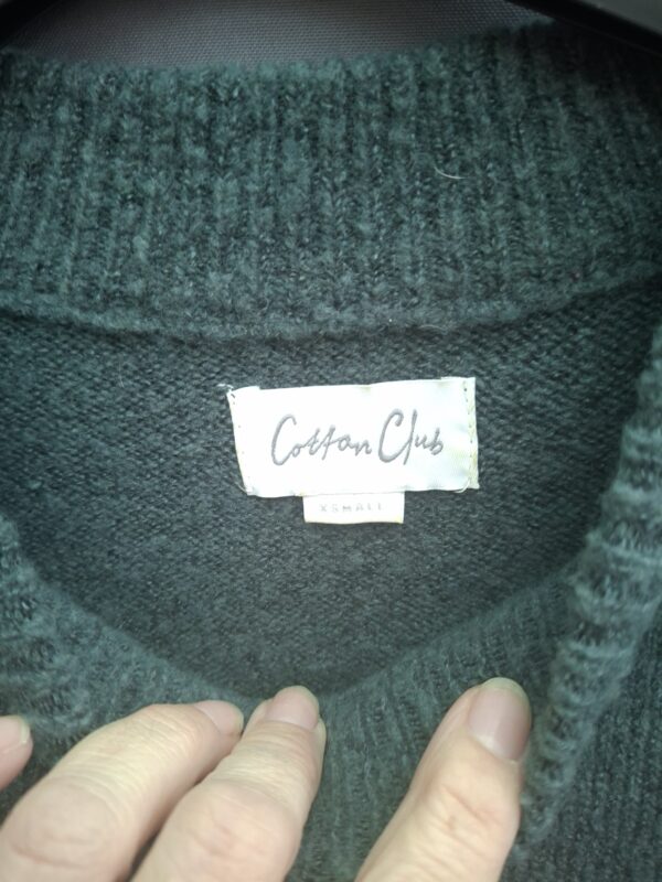 Cotton Club gebreide jurk donkergroen olijfachtig mock neck pofmouwen maat XS
