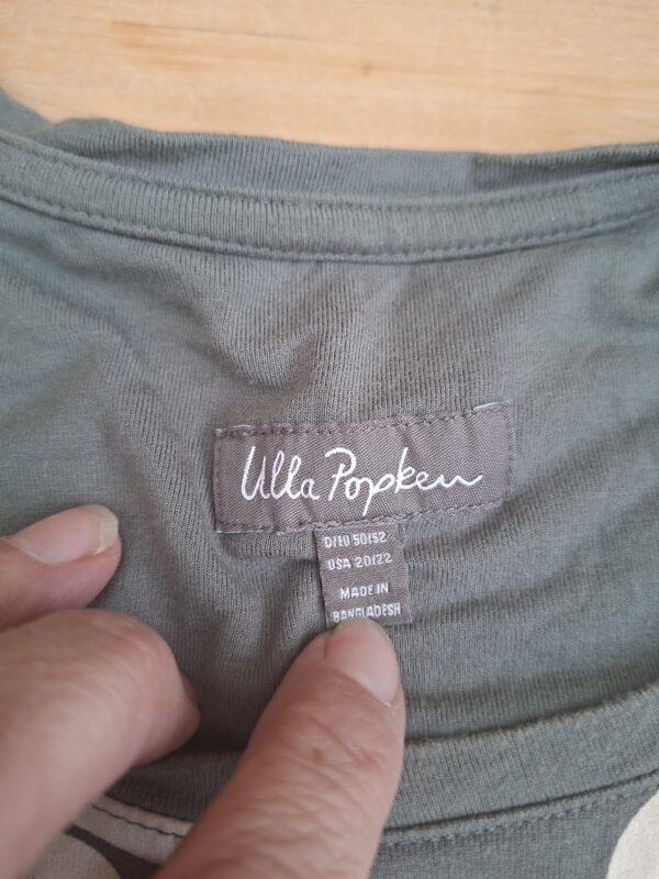 Ulla Popken t-shirt olijfgroen met stippenprint maat 50/52