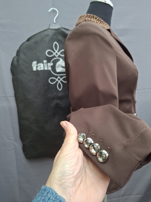 Fair Play Bea dressuur wedstrijdjas chocoladebruin — Nieuw, nooit gedragen