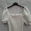 My Queen wit mini-jurk vierkante hals pofmouwen
