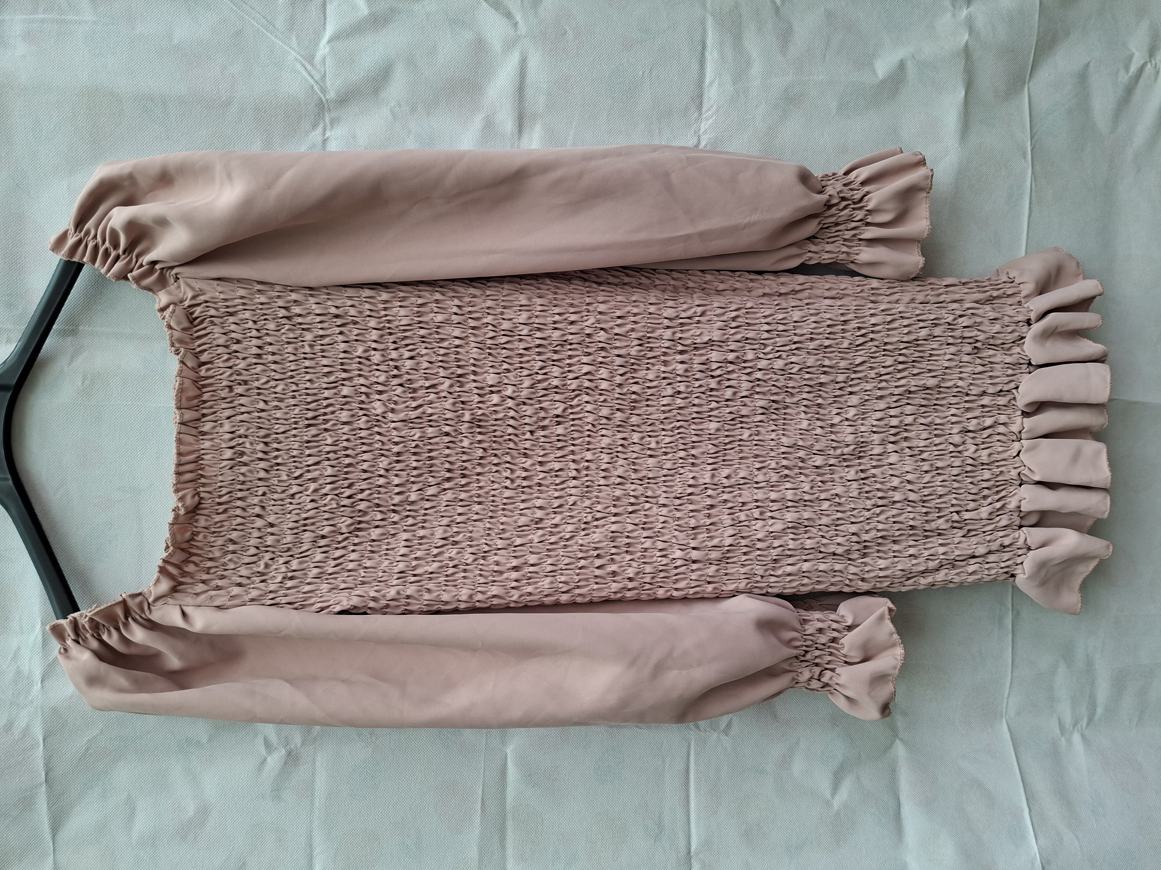 New Collection gesmockt mini jurkje oud roze pofmouwen off shoulder