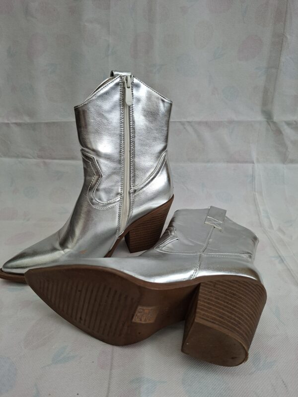 20260606_144844 Day-Vine Shoes zilveren western cowboy boots met hak maat 36