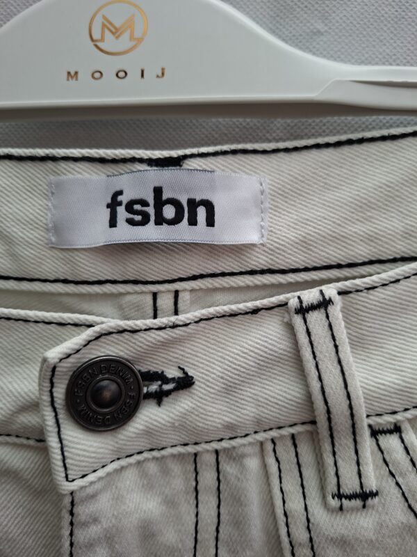 20260609_162827 FSBN Denim Nick Saggy crème wide leg broek
