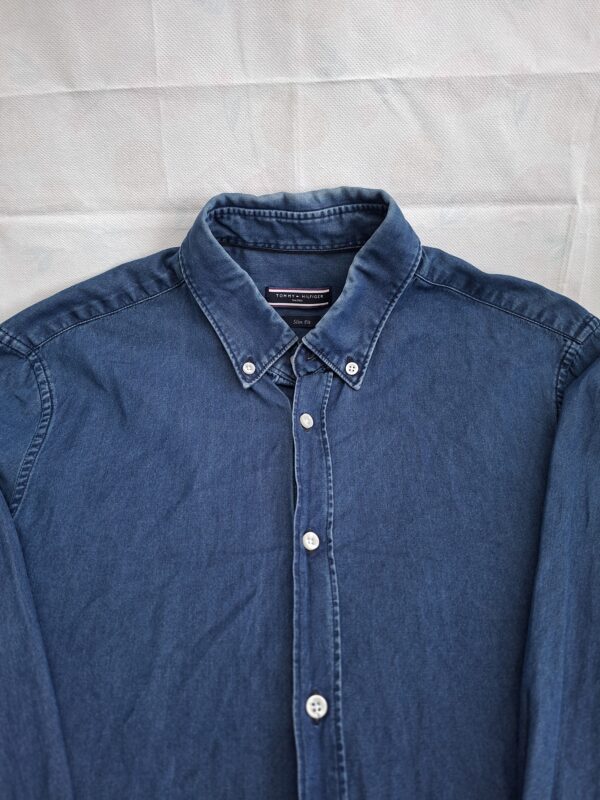 20260609_164311 Tommy Hilfiger Tailored Slim Fit denim overhemd