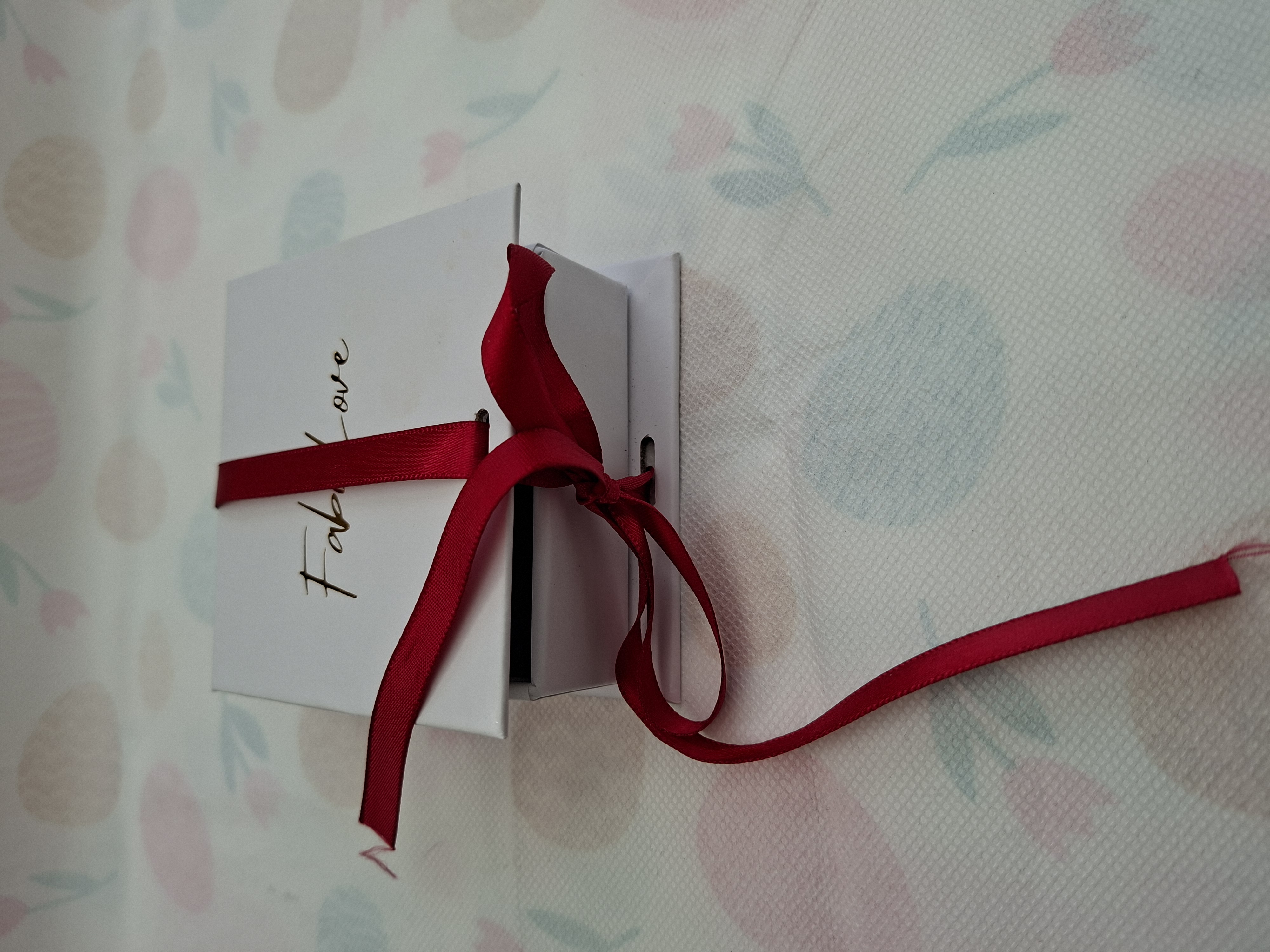 20260610_165611 FabuLove armbandjes set van 2